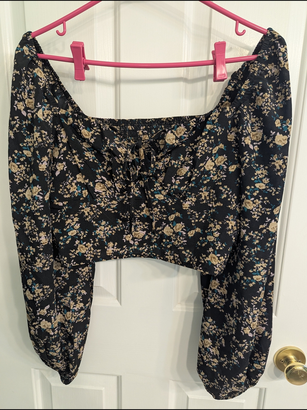SHEIN Black Floral Smocked Off-Shoulder Top with Puff Sleeves